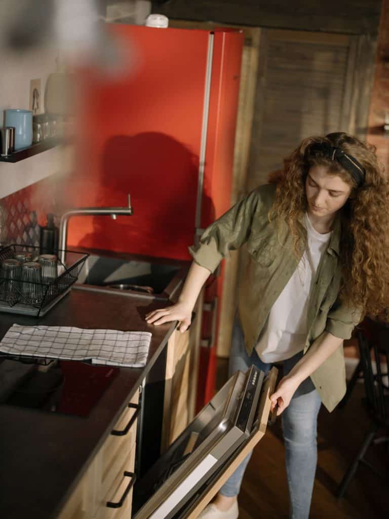 Signs of a Clogged Dishwasher