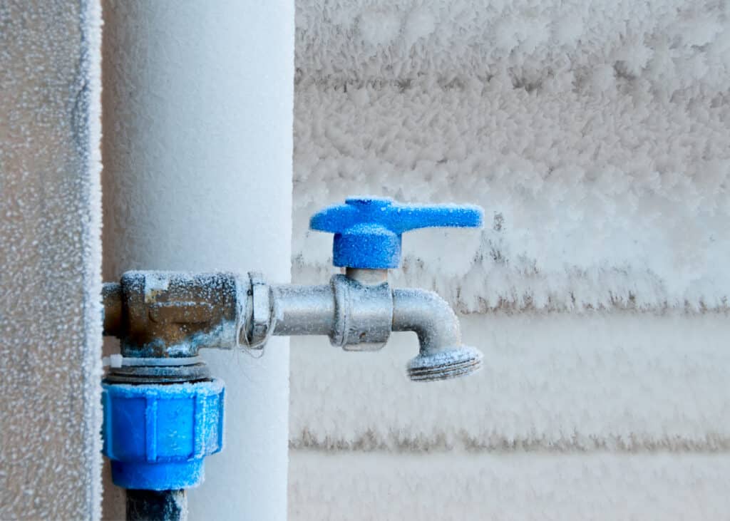 Avoid Frozen Pipes This Winter With S&B Plumbing