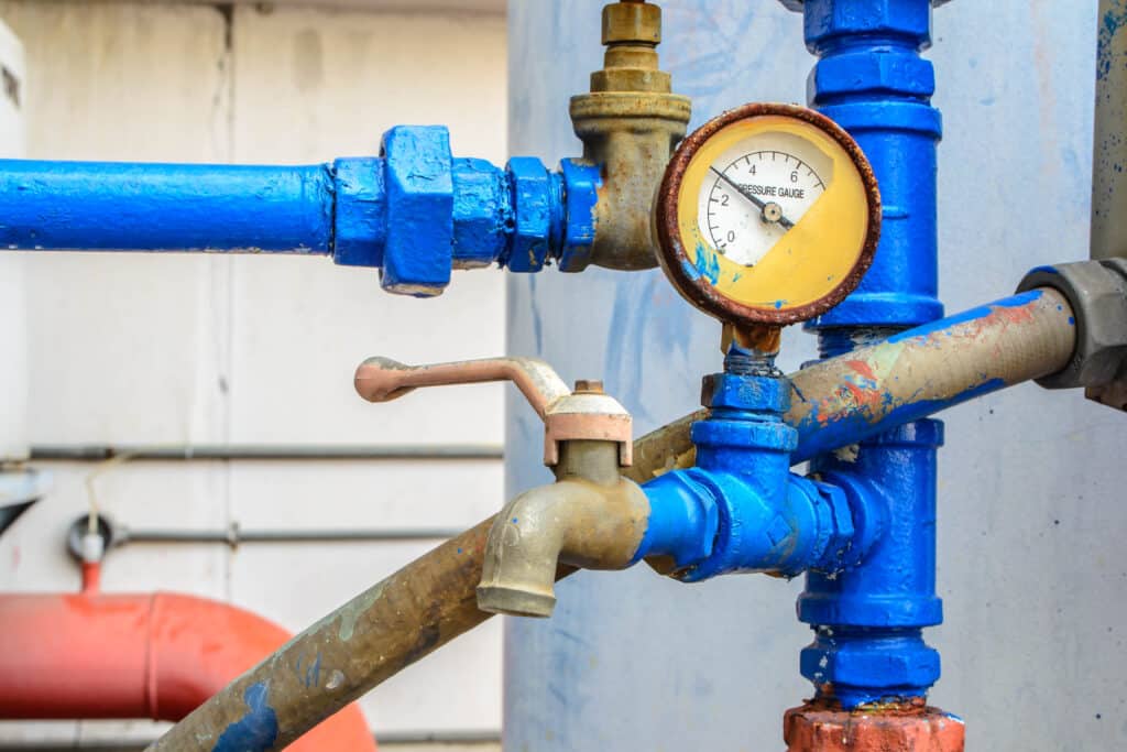 4 Ways to Troubleshoot Low Water Pressure